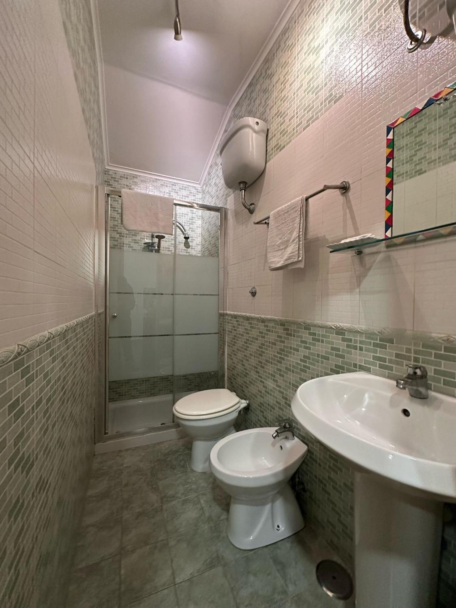 Vat' Coke House Apartment Naples Exterior photo